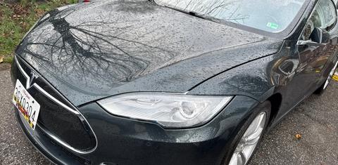 Tesla Model S 2014