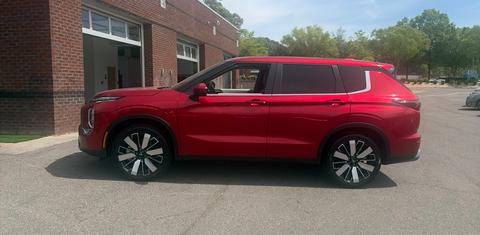 Mitsubishi Outlander 2025