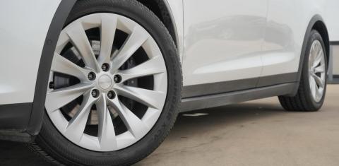 Tesla Model X 2019