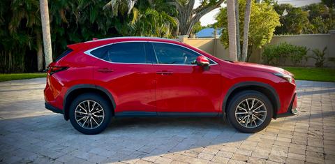 Lexus NX 2024