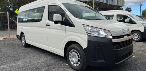 Toyota HIACE 2022