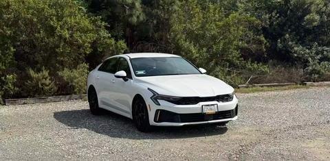 Kia K5 2025