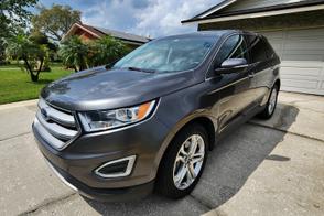 Ford Edge car