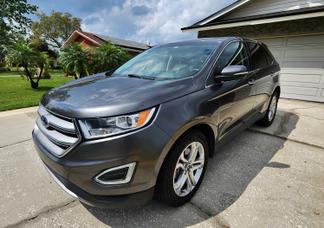 Ford Edge car