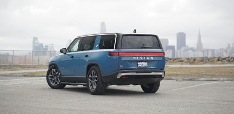 Rivian R1S 2025