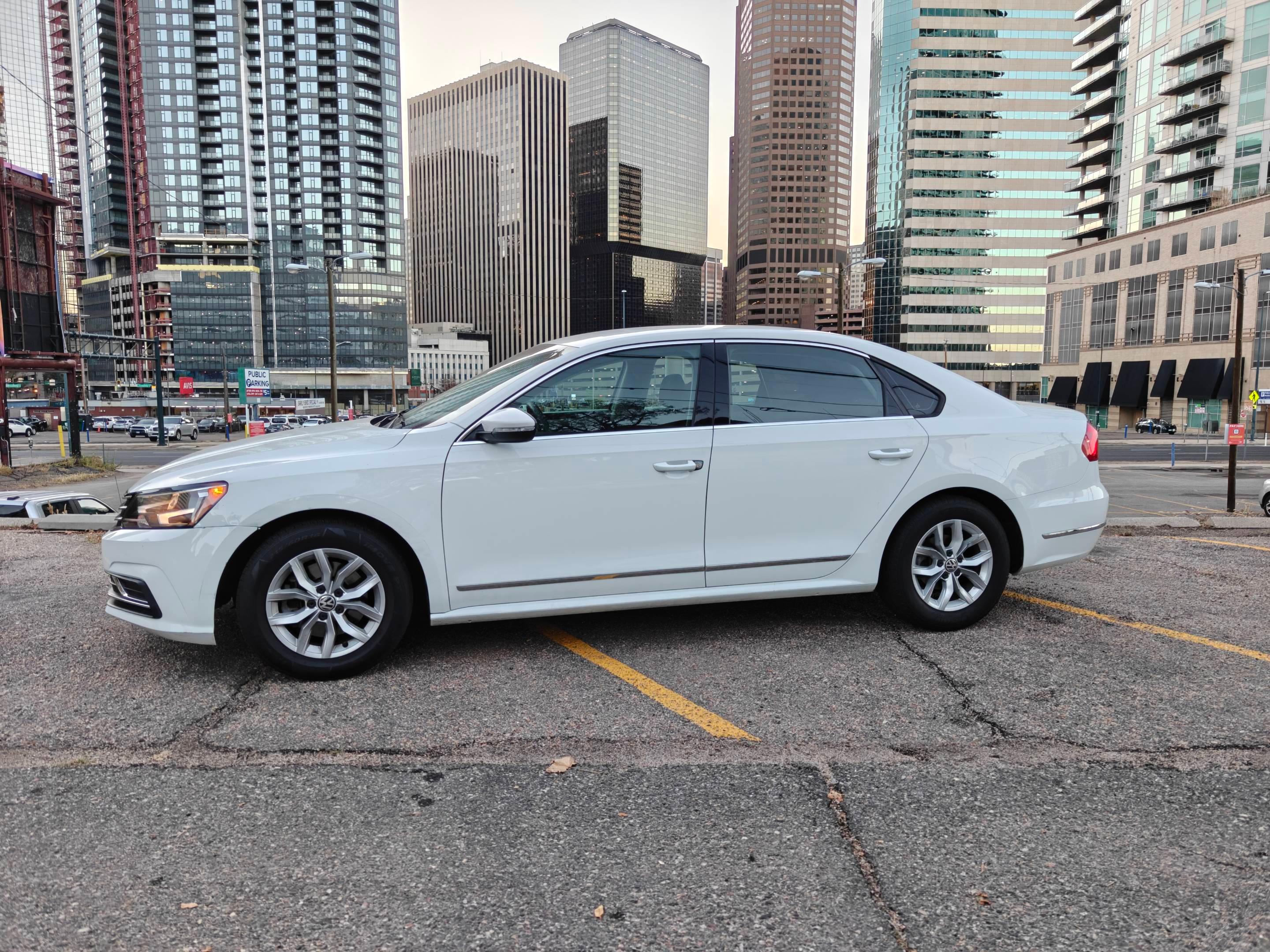 Volkswagen Passat 2017 en Denver, CO