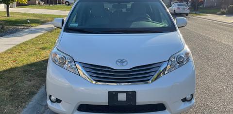 Toyota Sienna 2016