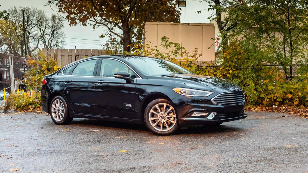 Ford Fusion Energi 2018 à 