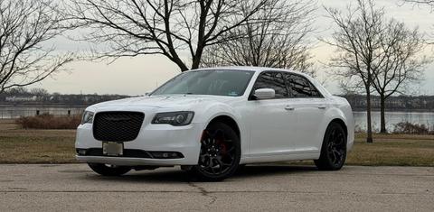 Chrysler 300 2019