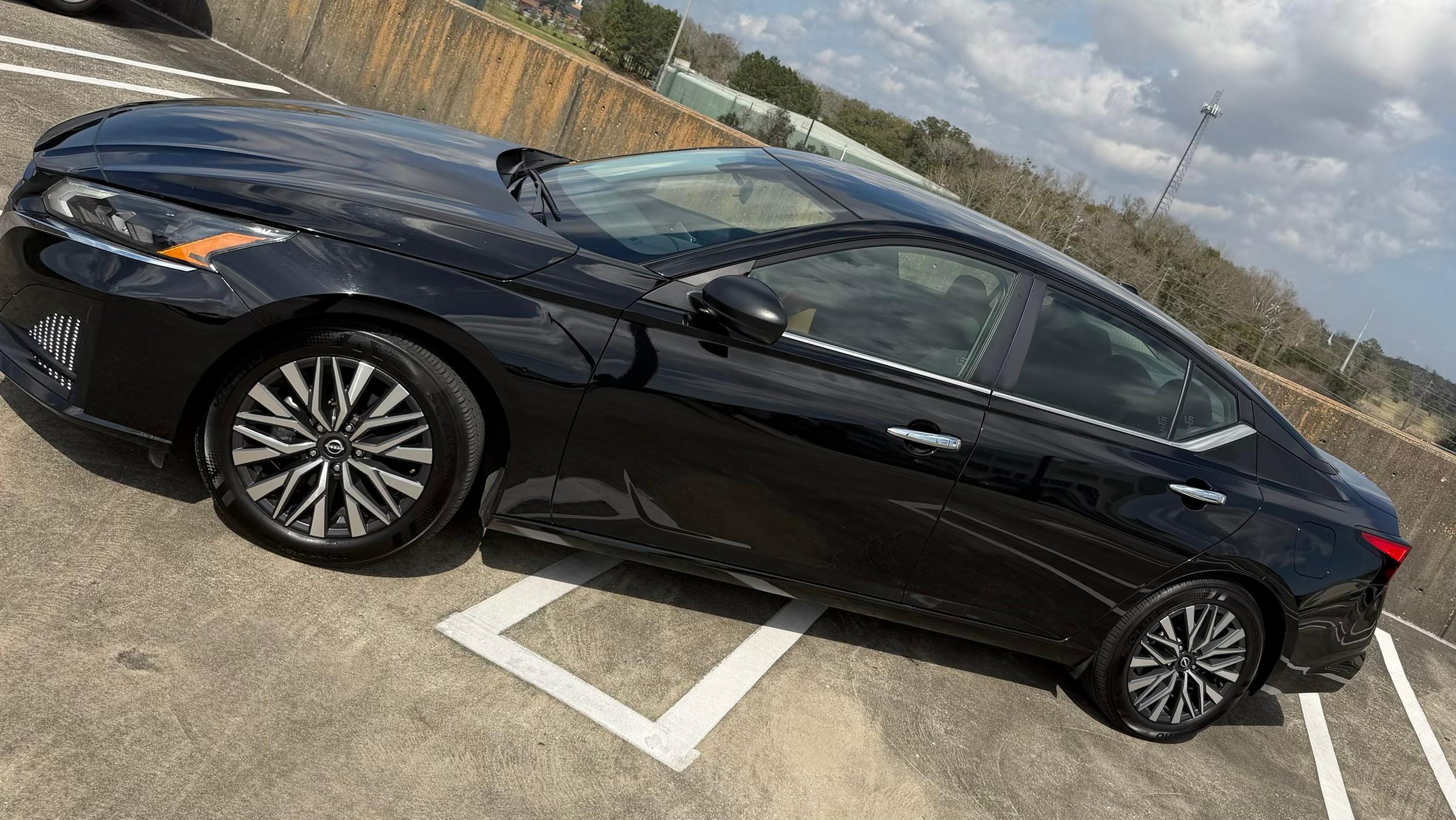 Nissan Altima 2025 in Chickasaw, AL