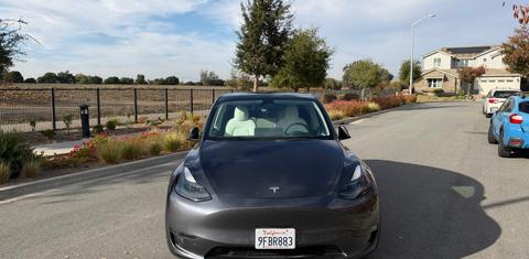 Tesla Model Y 2023