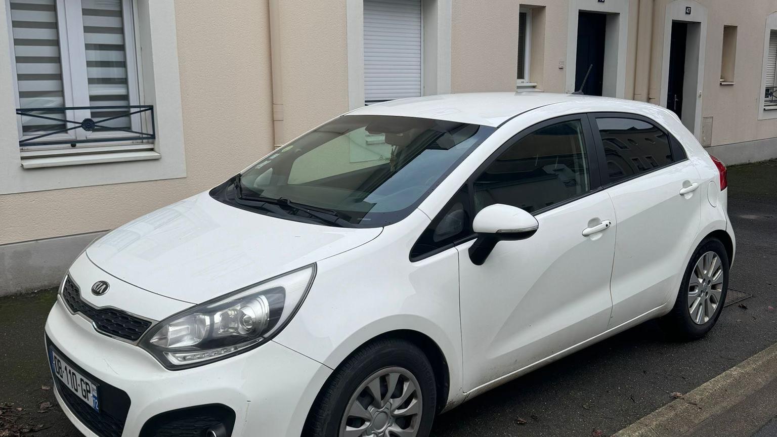 Kia RIO 2013 à Le Mans