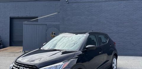 Nissan Kicks Play 2025