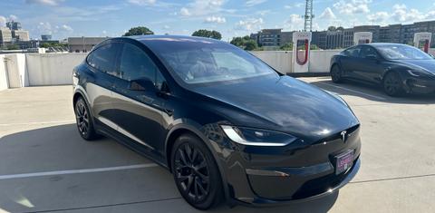 Tesla Model X 2024