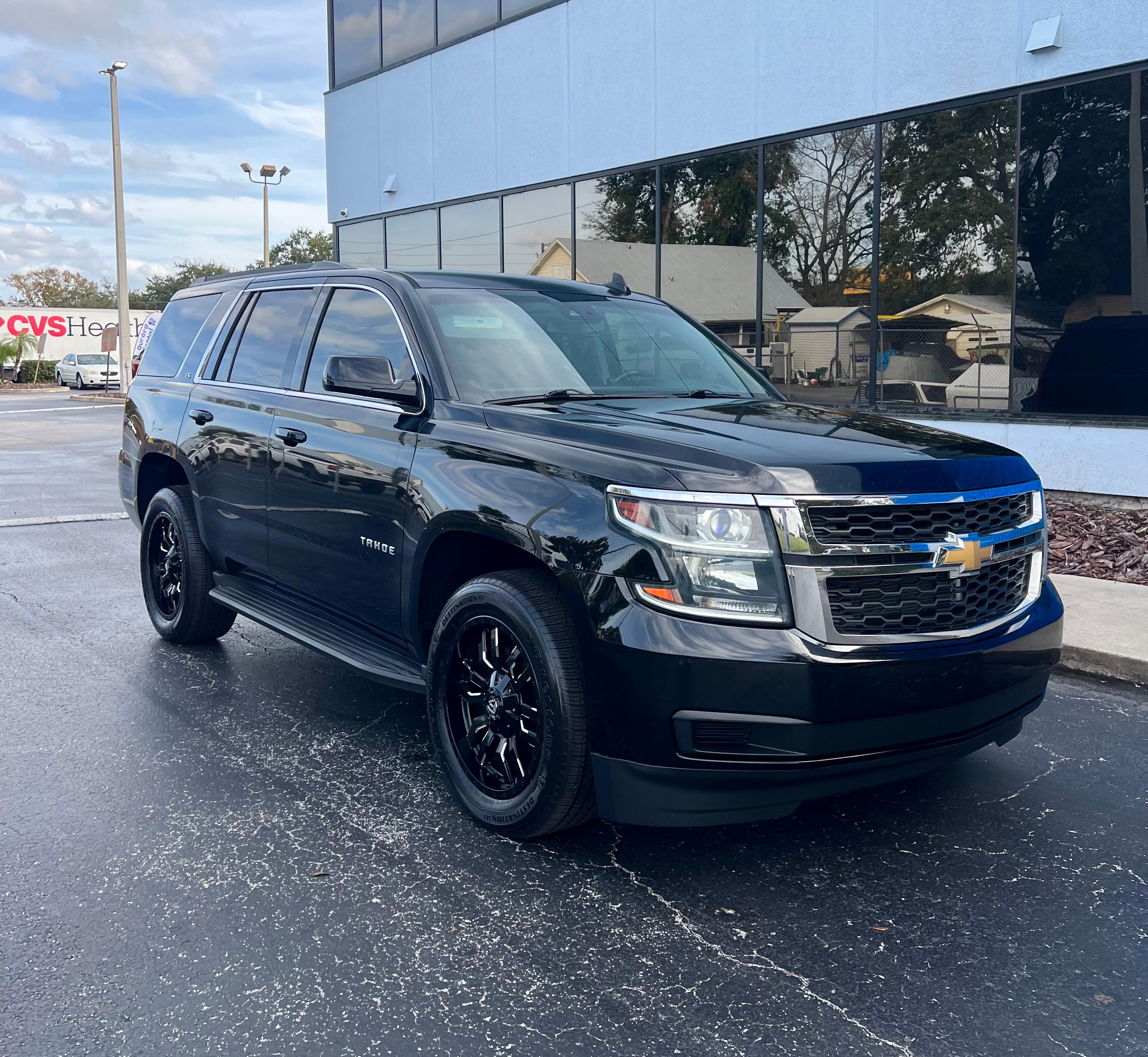 Chevrolet Tahoe 2016 in 