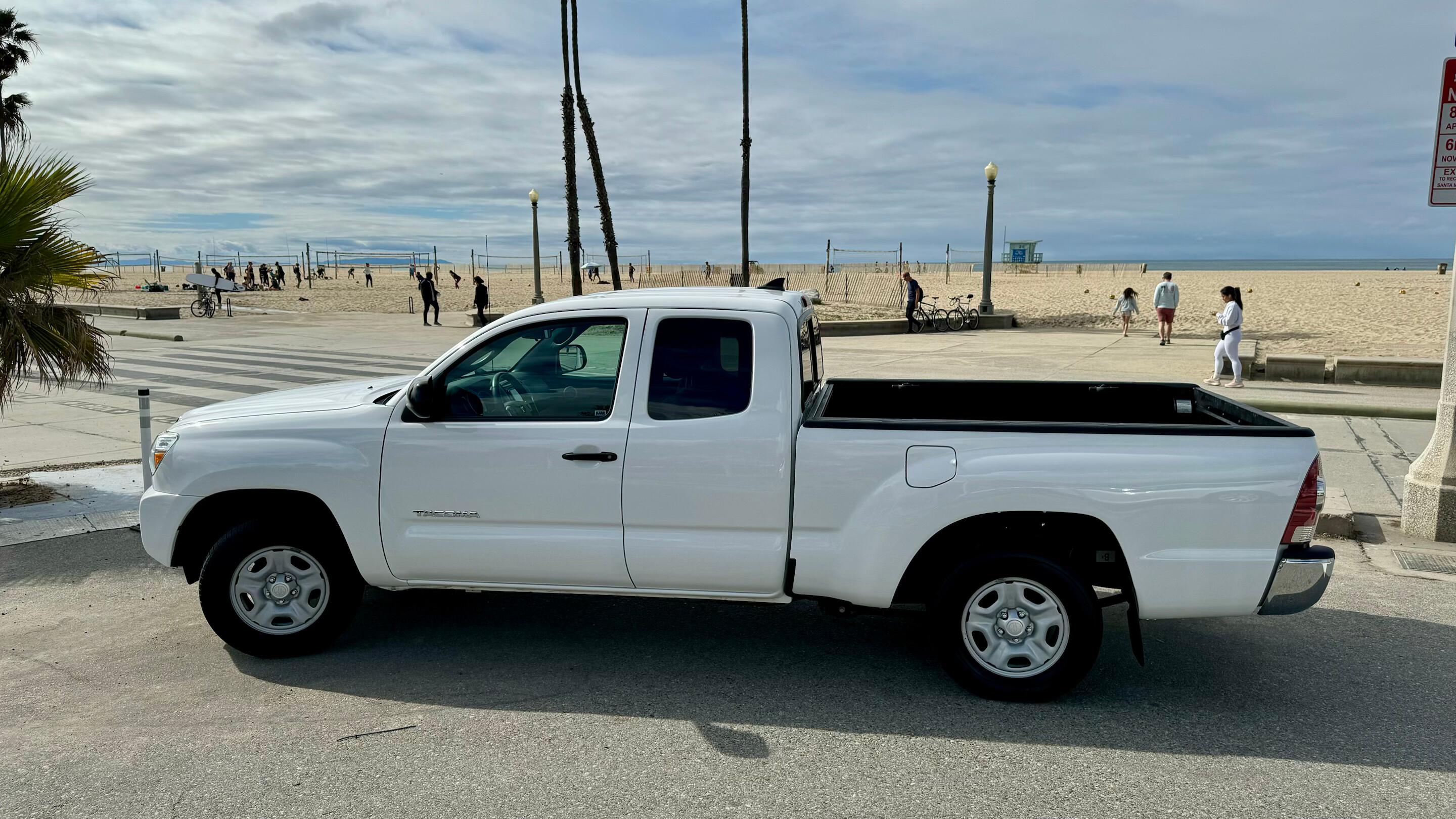 Toyota Tacoma 2015 in Santa Monica, CA