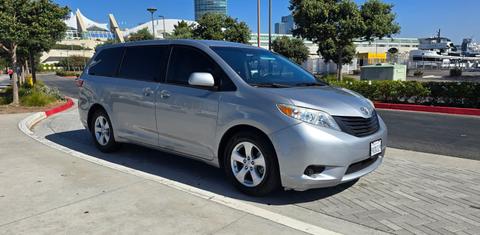 Toyota Sienna 2015