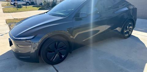 Tesla Model Y 2026
