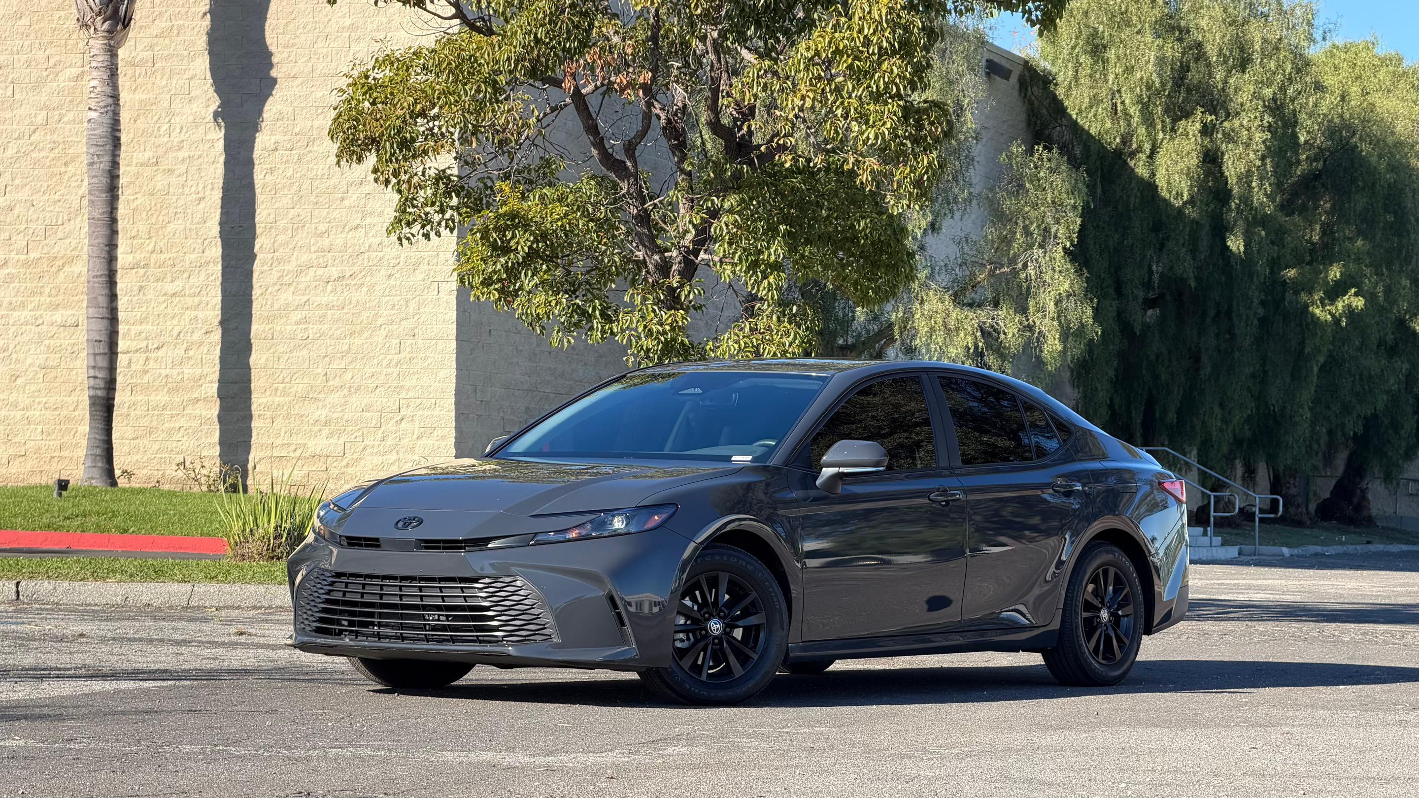 Toyota Camry Hybrid 2025 in 