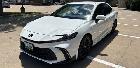 Toyota Camry Hybrid 2025
