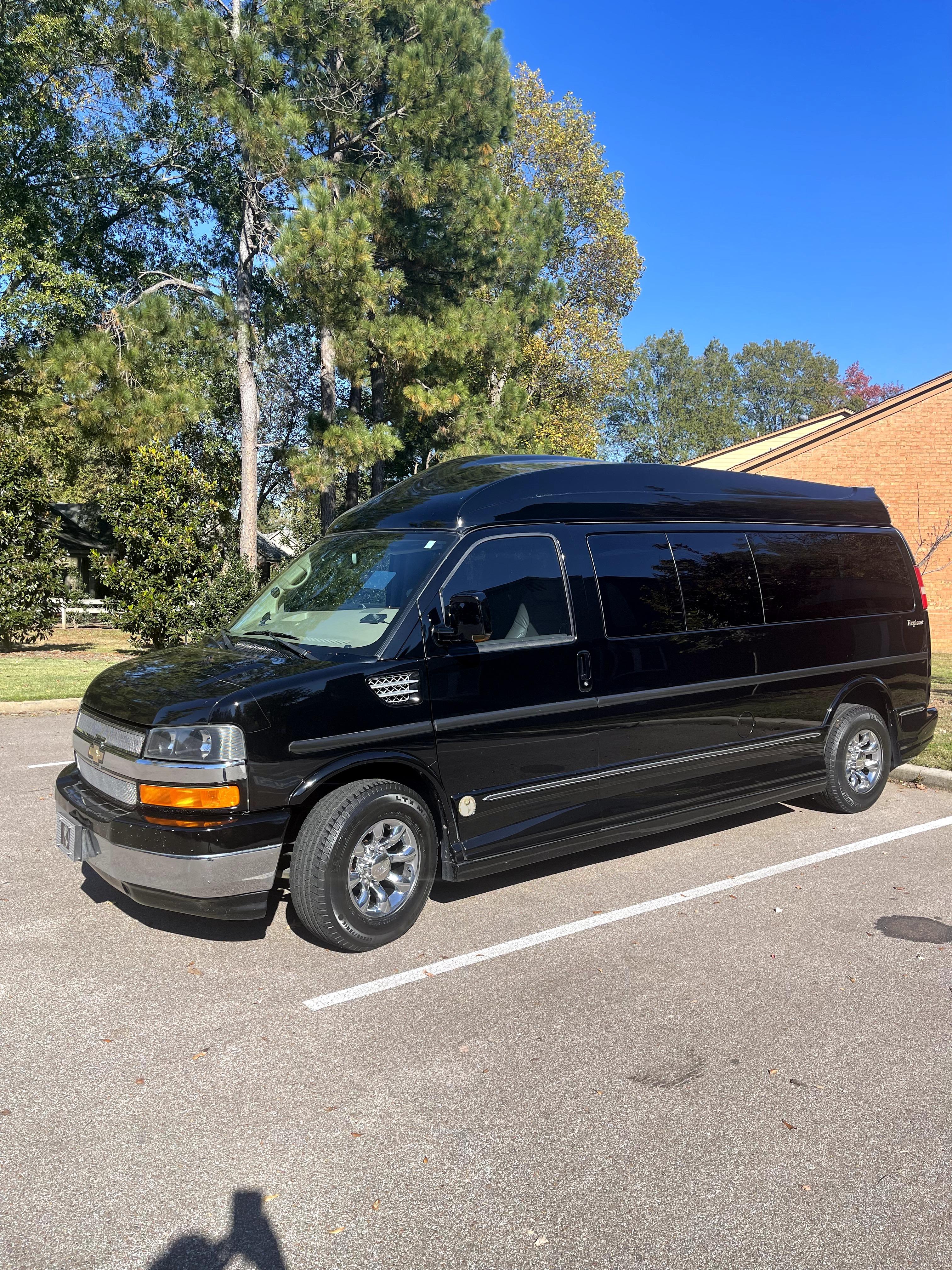 Chevrolet Express 2011 in Germantown, TN
