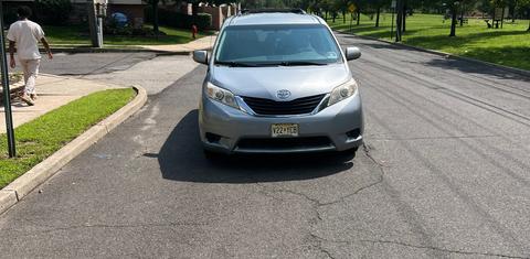 Toyota Sienna 2014