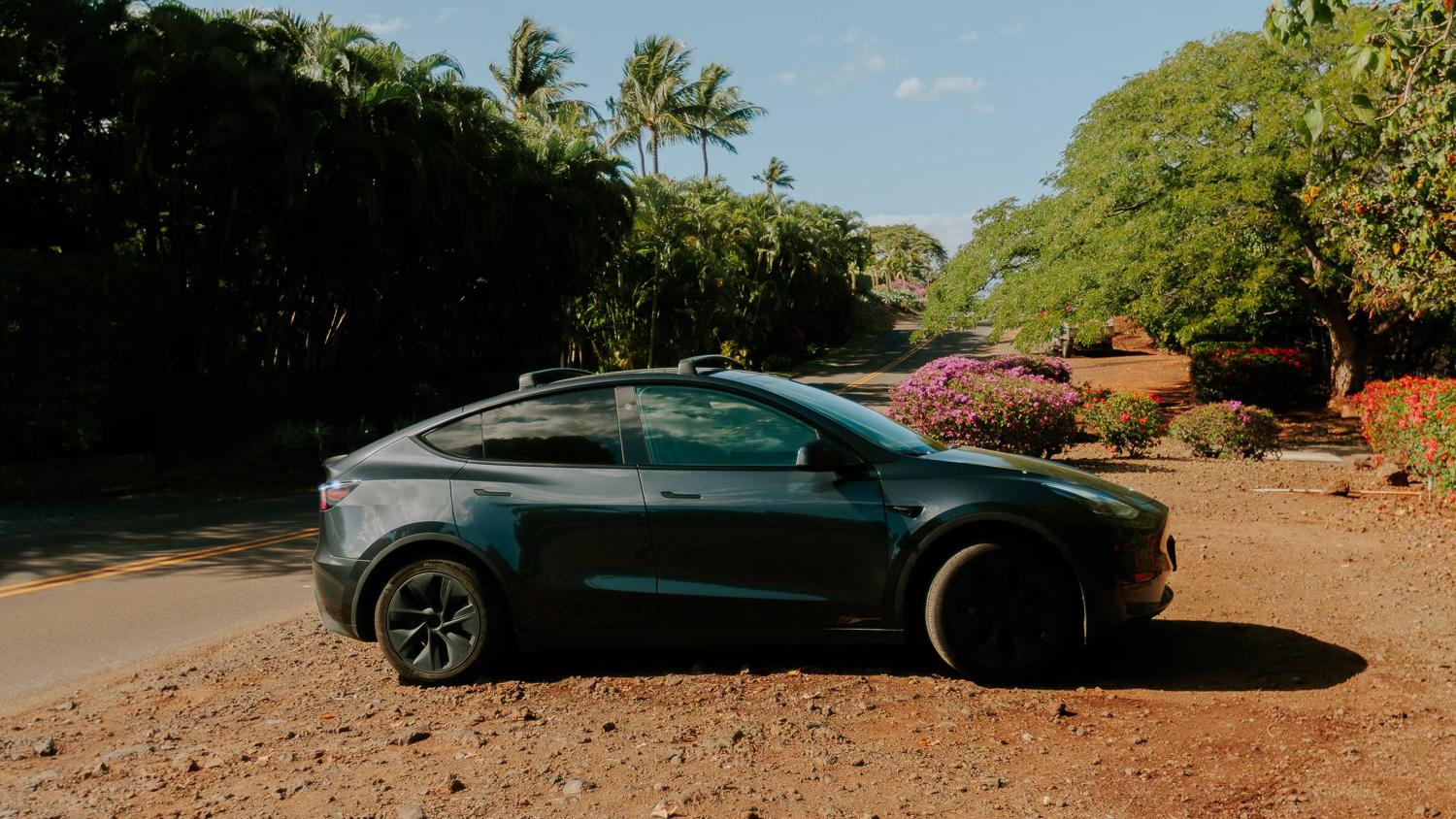 Tesla Model Y 2024 in Wailuku, HI
