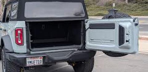 Ford Bronco 2024