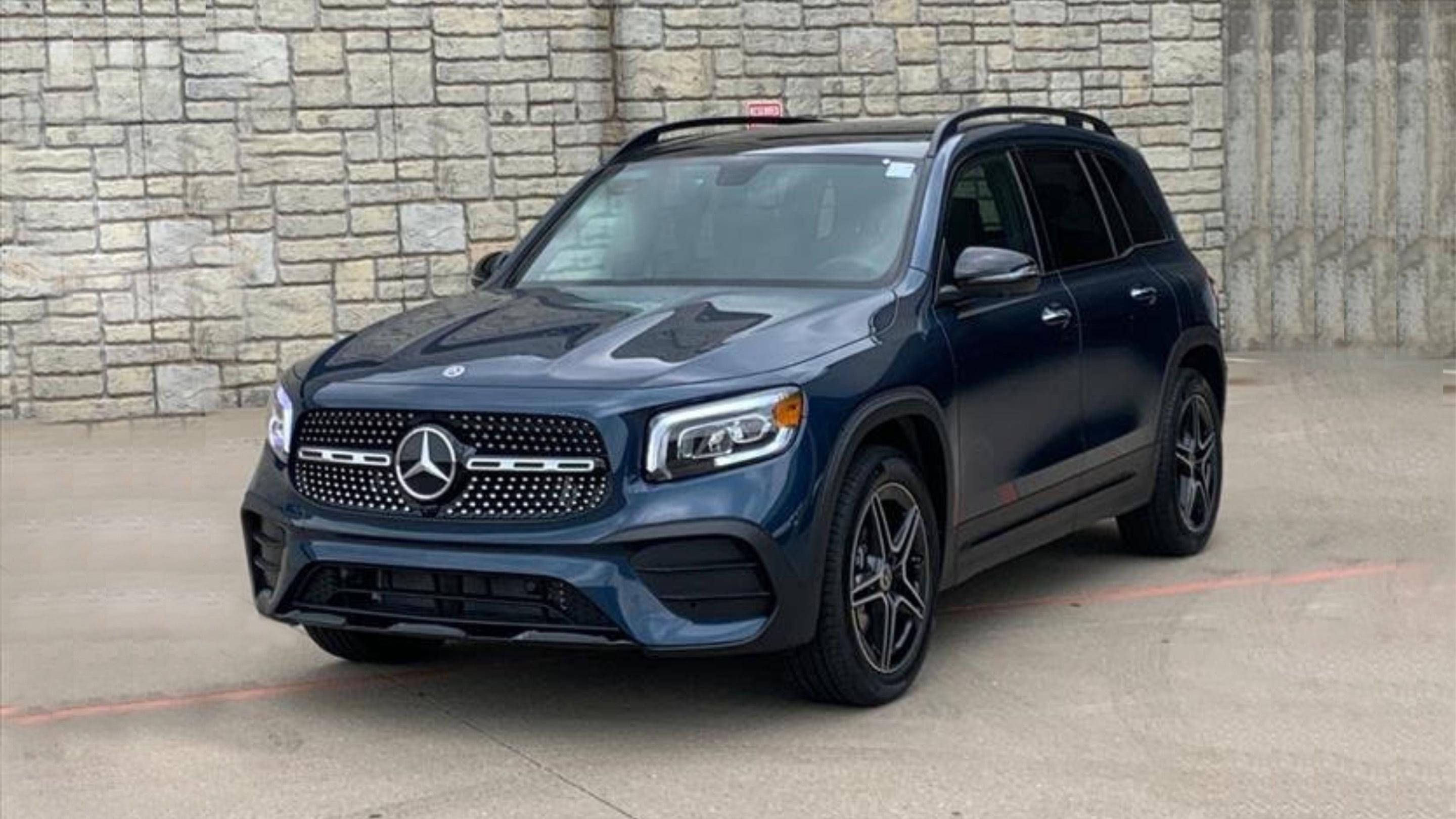Mercedes-Benz GLB-Class 2023 in 