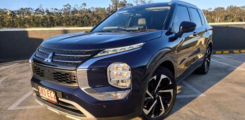 Mitsubishi OUTLANDER 2022
