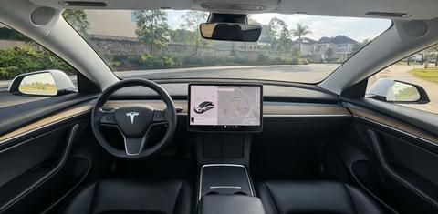 Tesla Model 3 2021