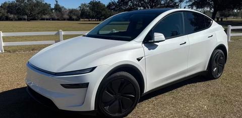 Tesla Model Y 2026