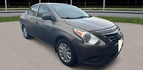Nissan Versa 2015