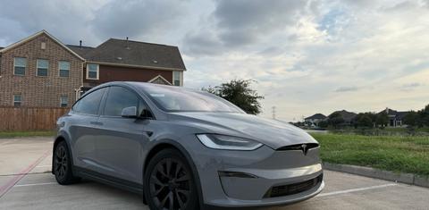 Tesla Model X 2022
