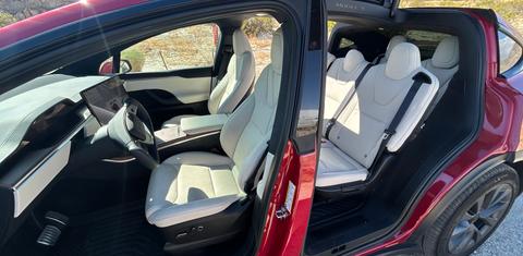 Tesla Model X 2022