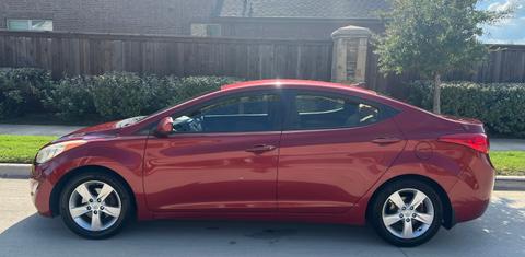 Hyundai Elantra 2012