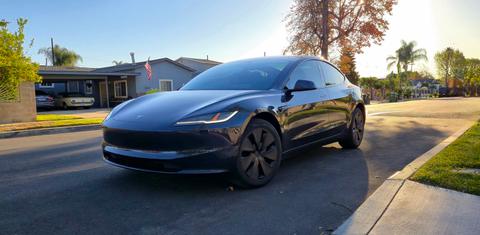 Tesla Model 3 2025