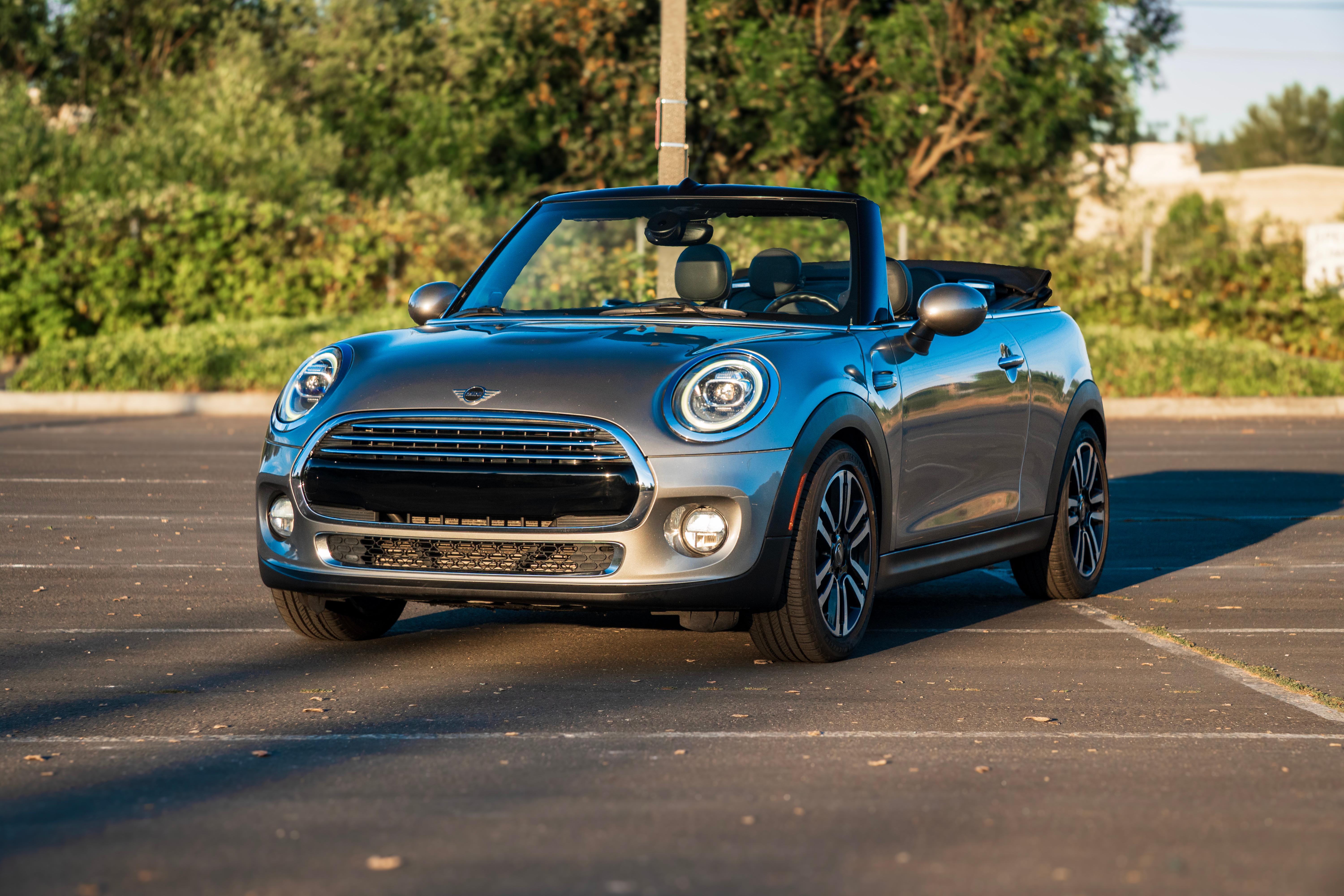MINI Convertible 2019 in Kent, WA
