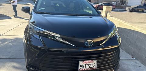 Toyota Sienna 2025