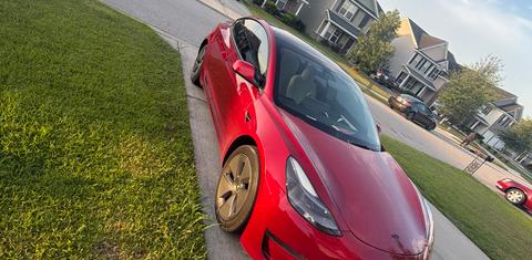 Tesla Model 3 2022