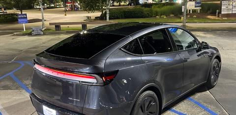 Tesla Model Y 2026
