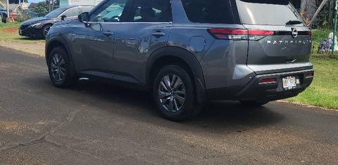 Nissan Pathfinder 2025