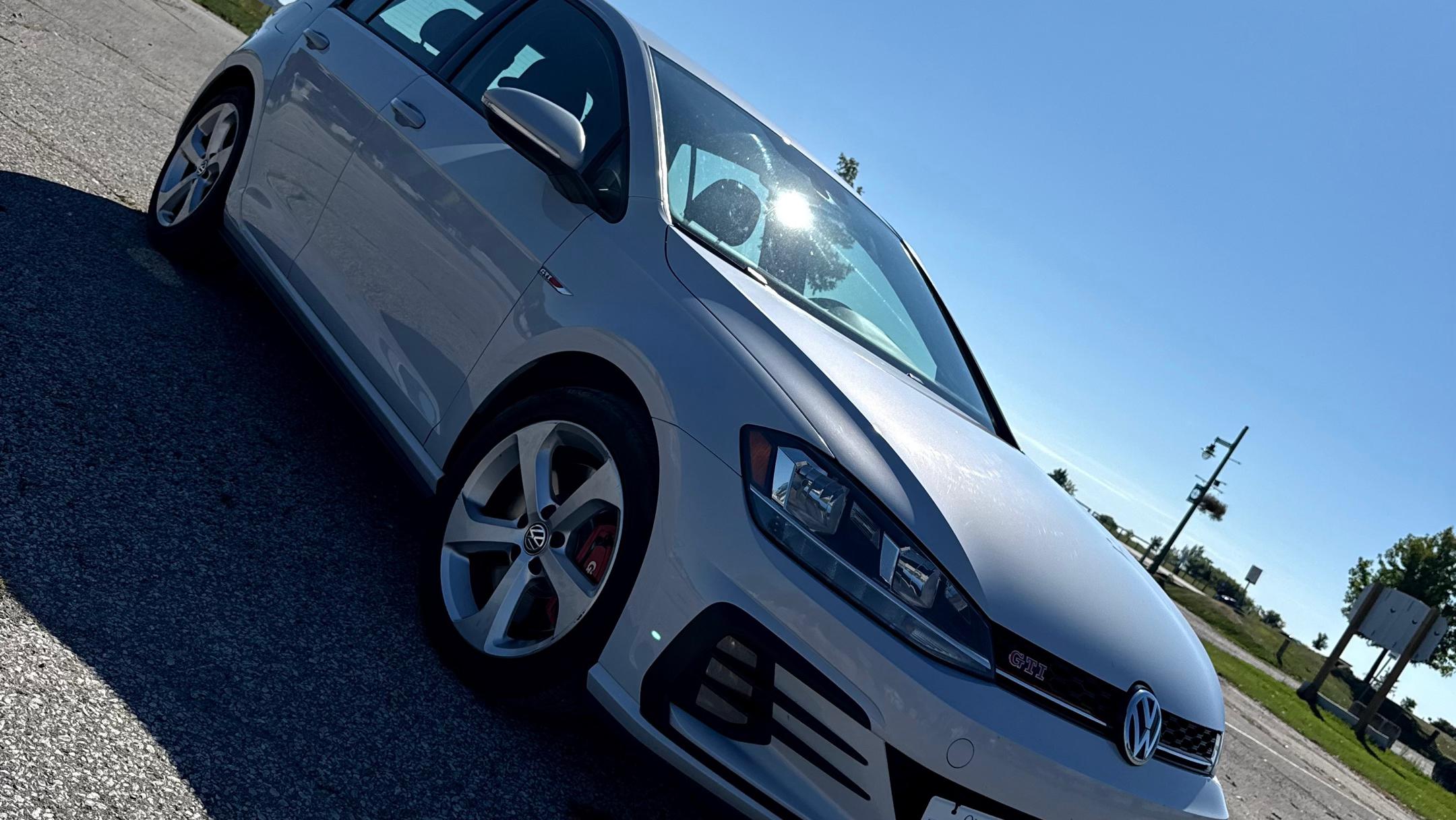 Volkswagen Golf GTI 2019 in London, ON