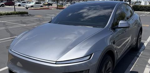 Tesla Model Y 2026