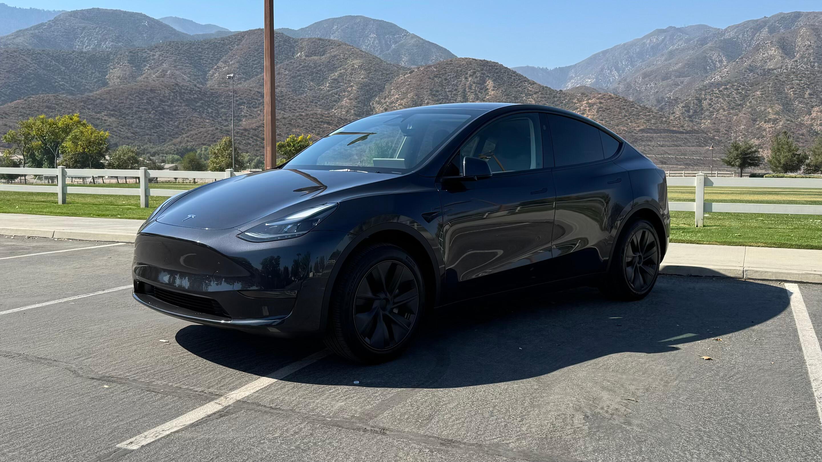 Tesla Model Y 2024 in Corona, CA