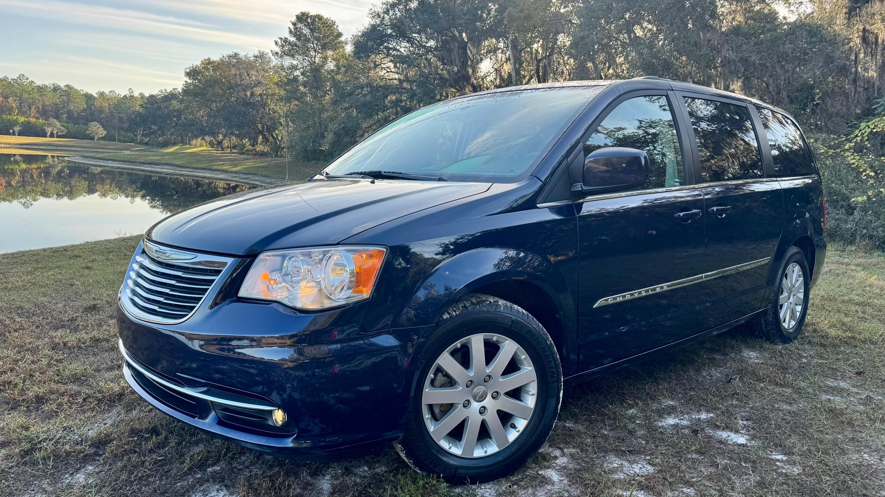 Chrysler Town & Country 2015 in 