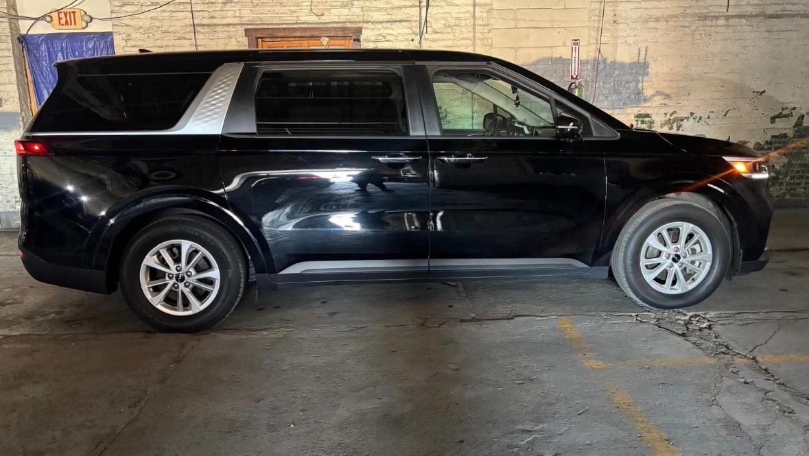 Kia Carnival 2024 in Chicago, IL