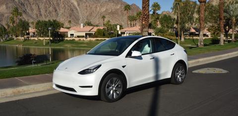 Tesla Model Y 2022
