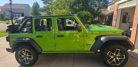 Jeep Wrangler 4xe 2025 rental in Cincinnati, OH by John K. | Turo