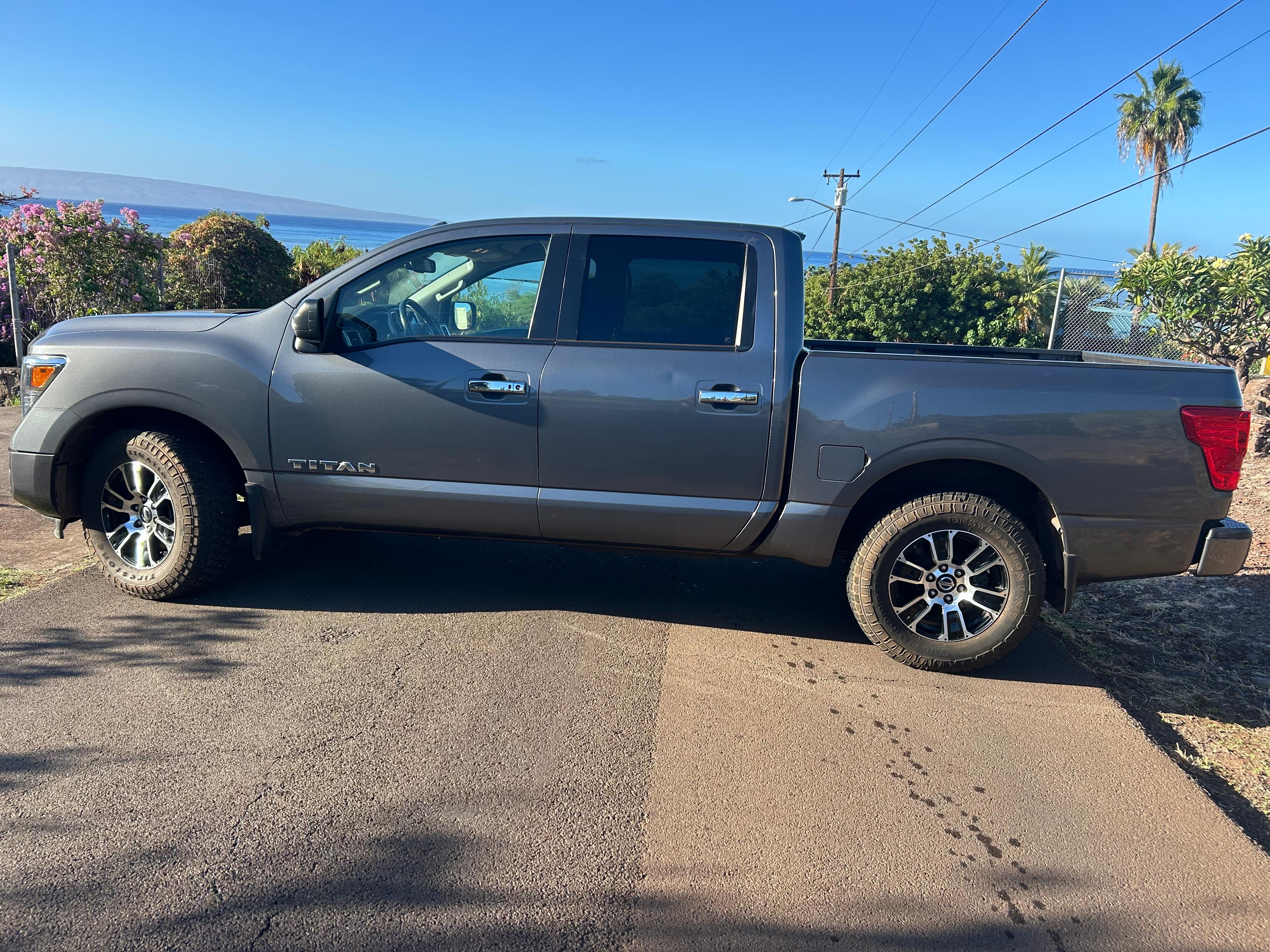 Nissan Titan 2021 in Ho'olehua, HI